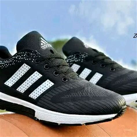 jual sepatu adidas.